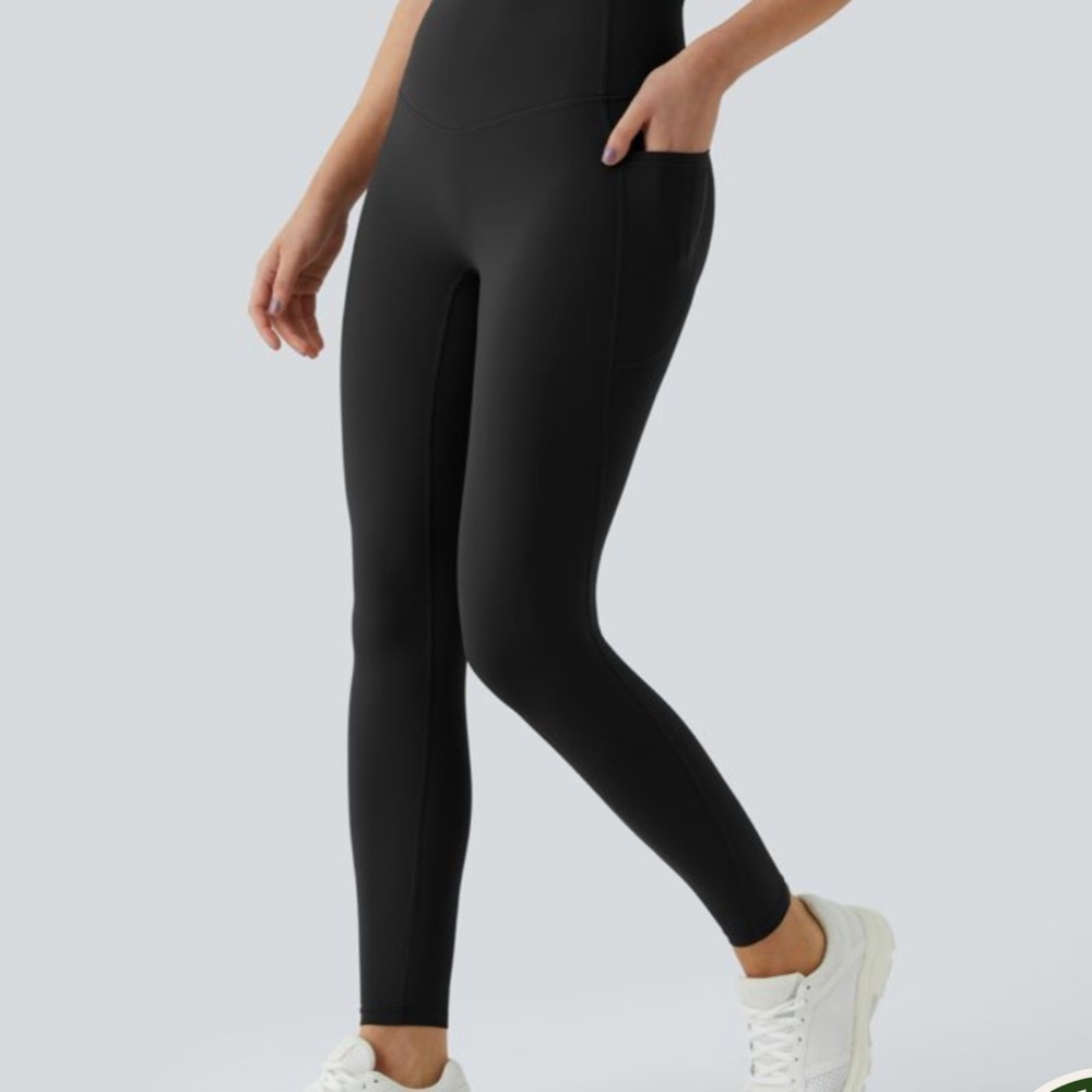 Black halara leggings